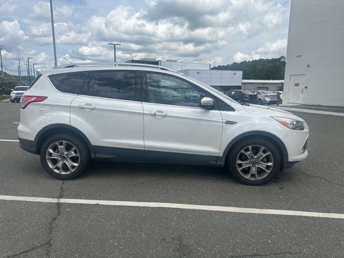 Used 2016 Ford Escape Titanium FWD image 6