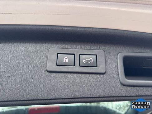 Used 2023 Subaru Forester Limited image 18