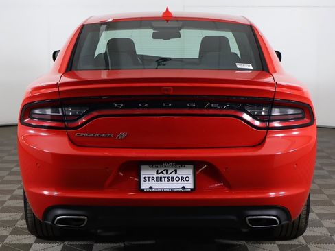 Used 2020 Dodge Charger SXT w/ Cold Weather Package image 10