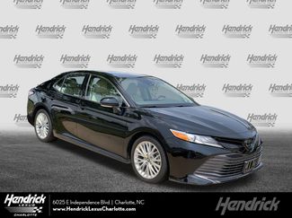 Used 2019 Toyota Camry XLE w/ Navigation Package FWD video 1