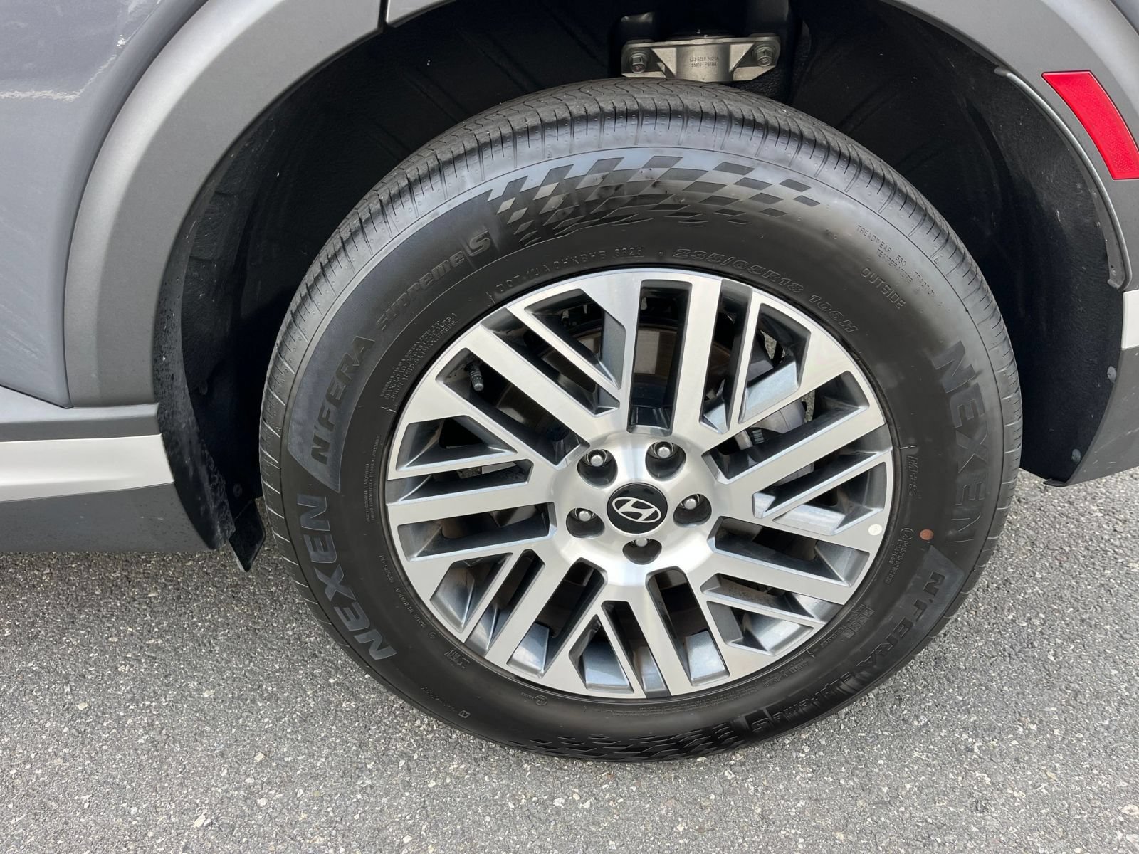 Used 2026 Hyundai Palisade SEL FWD image 32
