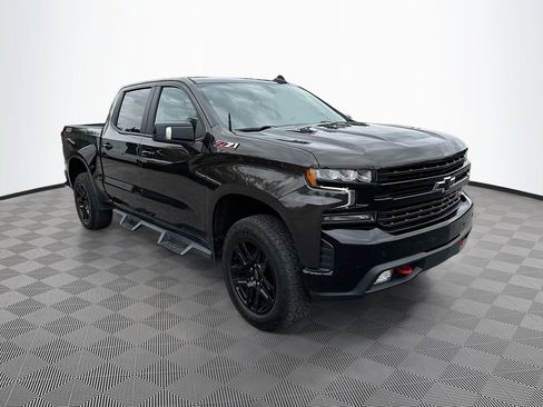 Used 2022 Chevrolet Silverado 1500 LT Trail Boss w/ LT Trail Boss Premium Package image 3