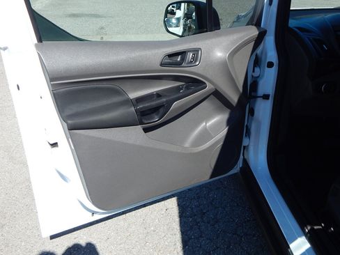 Used 2020 Ford Transit Connect XL FWD image 20