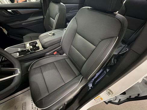 New 2026 Buick Enclave Sport Touring w/ Power Package image 21