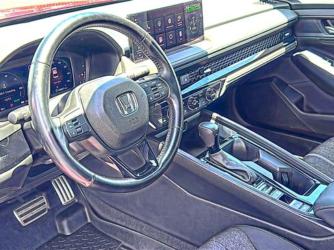 Used 2024 Honda Accord Sport image 12