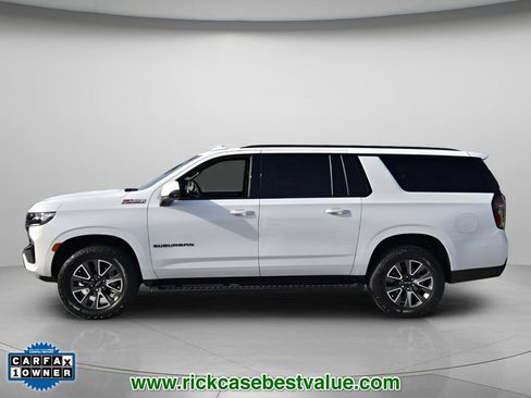 Used 2024 Chevrolet Suburban Z71 w/ Luxury Package AWD/4WD image 3