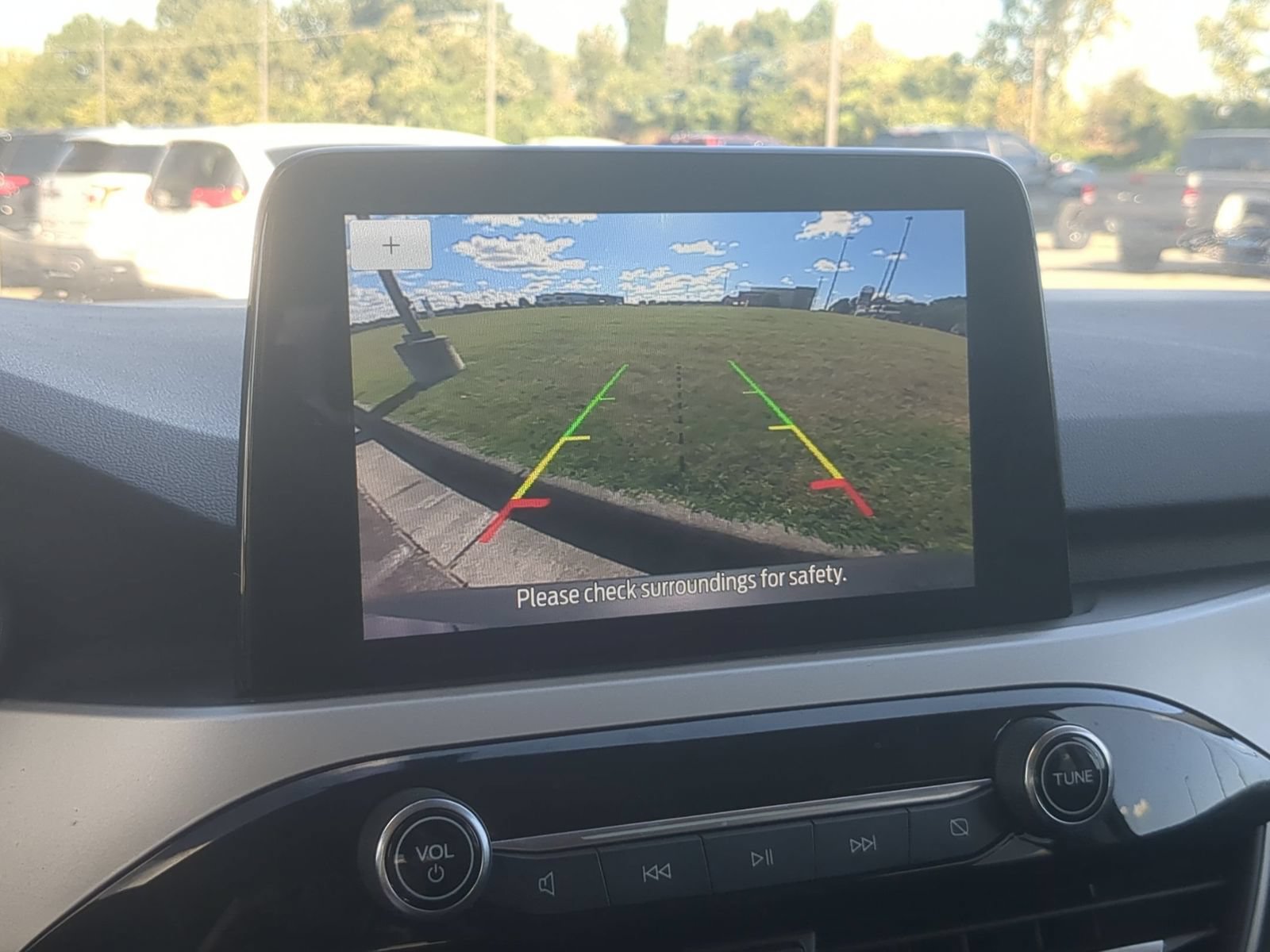 Certified 2022 Ford Escape SE AWD/4WD image 21