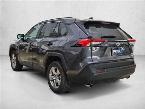 Used 2025 Toyota RAV4 XLE AWD/4WD image 7