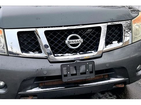 Used 2012 Nissan Armada Platinum image 32