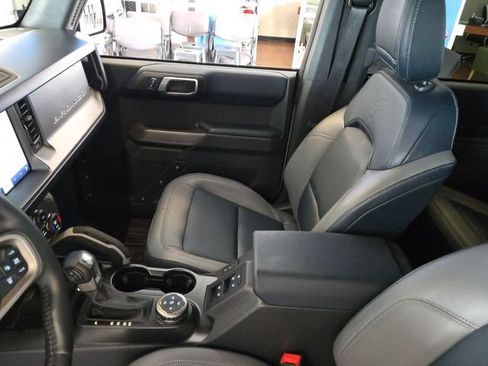 Used 2023 Ford Bronco Outer Banks AWD/4WD image 21