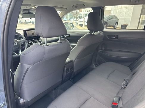 Certified 2025 Toyota Corolla Cross LE image 16