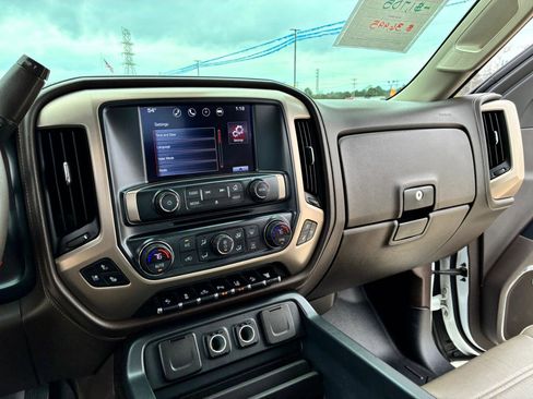 Used 2016 GMC Sierra 2500 Denali w/ Duramax Plus Package image 19