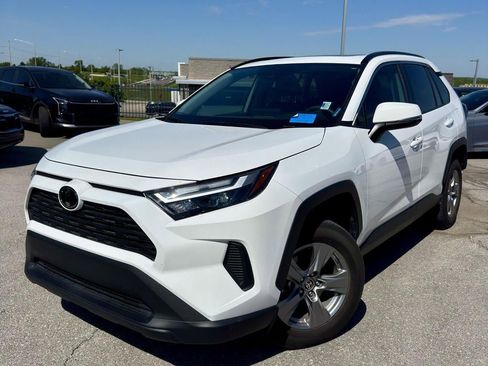 Used 2024 Toyota RAV4 XLE w/ Convenience Package AWD/4WD image 1