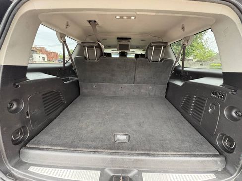 Used 2015 GMC Yukon XL Denali w/ Touring Package AWD/4WD image 36
