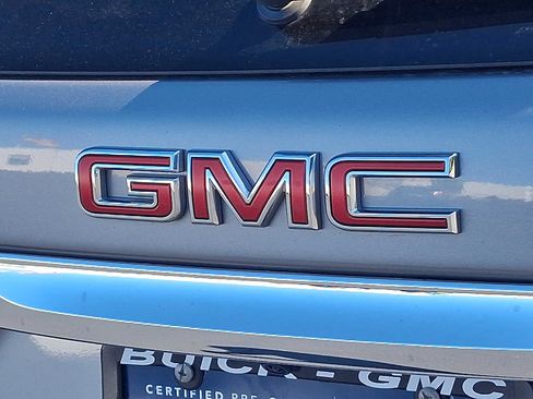 Certified 2024 GMC Terrain SLE image 27