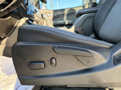 Used 2022 Chevrolet Colorado Z71 image 25
