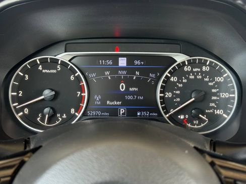 Used 2023 Nissan Altima 2.5 SL FWD image 13