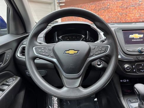 Used 2022 Chevrolet Equinox LT image 14