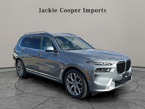Used 2023 BMW X7 xDrive40i w/ Executive Package image 7