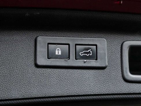 Used 2020 Subaru Forester Touring AWD/4WD image 31