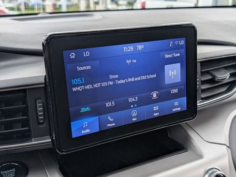 Used 2022 Ford Explorer XLT w/ Equipment Group 202A RWD image 15