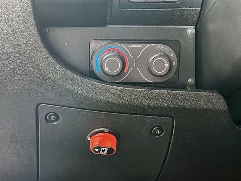 Used 2020 RAM ProMaster 2500 FWD image 11