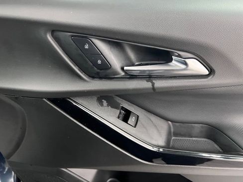 Used 2025 Chevrolet Equinox LT image 37