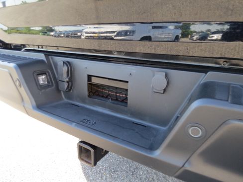 Used 2024 Ford F150 STX w/ Equipment Group 201A FX4 AWD/4WD image 14