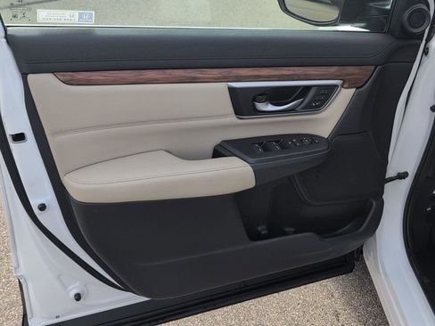 Used 2022 Honda CR-V EX-L image 16