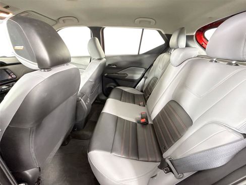 Used 2023 Nissan Kicks SR w/ SR Premium Package image 29