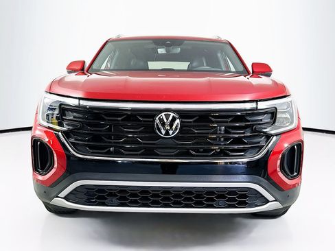 Used 2024 Volkswagen Atlas Cross Sport SE FWD image 6