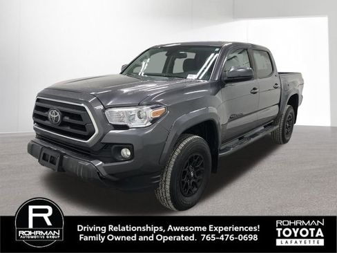 Used 2021 Toyota Tacoma SR5 w/ Blackout Package (TMS) image 2