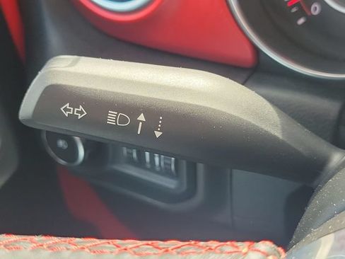 Used 2018 Jeep Wrangler Unlimited Rubicon AWD/4WD image 19
