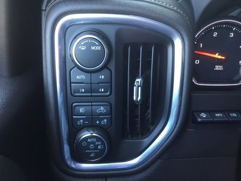 Used 2023 Chevrolet Silverado 2500 High Country w/ Z71 Off-Road Package image 13