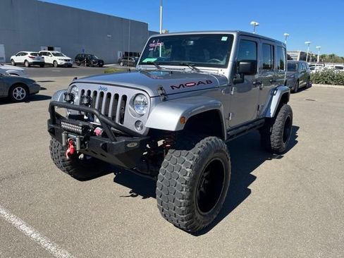 Used 2018 Jeep Wrangler Unlimited Sport S AWD/4WD image 1