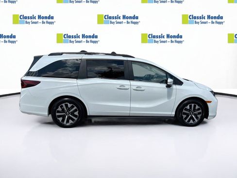 Certified 2026 Honda Odyssey EX-L image 9