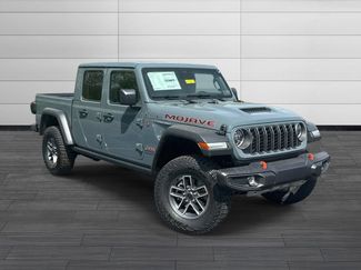 New 2026 Jeep Gladiator Mojave video 2