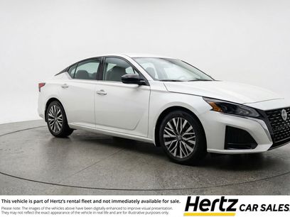 Used 2025 Nissan Altima 2.5 SV