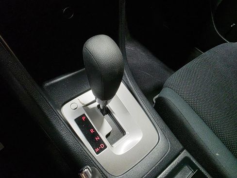 Used 2016 Subaru Impreza 2.0i Premium image 32