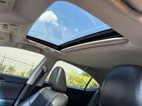 Used 2015 Lexus ES 350 w/ Luxury Package FWD image 12