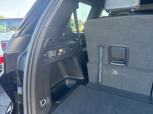 New 2025 Jeep Grand Cherokee L Altitude image 11