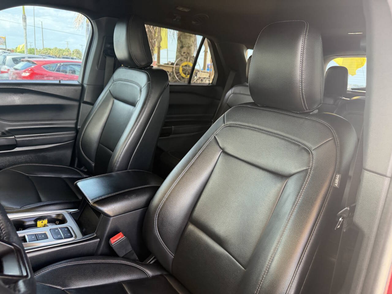 Used 2020 Ford Explorer XLT w/ Equipment Group 202A RWD image 25