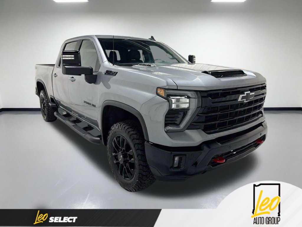 Used 2025 Chevrolet Silverado 2500 LT w/ Trail Boss Package AWD/4WD image 5
