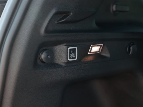 New 2026 Jeep Grand Cherokee L Laredo AWD/4WD image 36