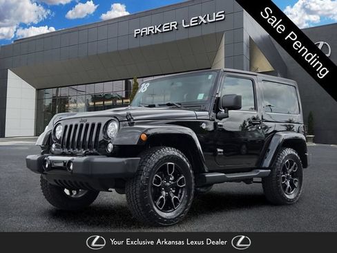 Used 2018 Jeep Wrangler Sahara AWD/4WD image 1