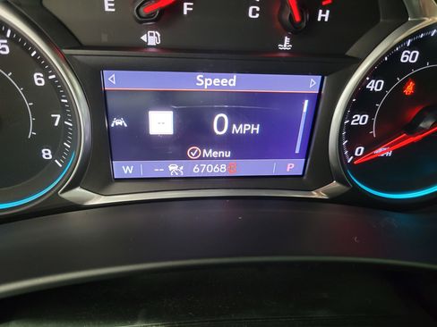 Certified 2022 Chevrolet Equinox RS w/ Infotainment Package image 19