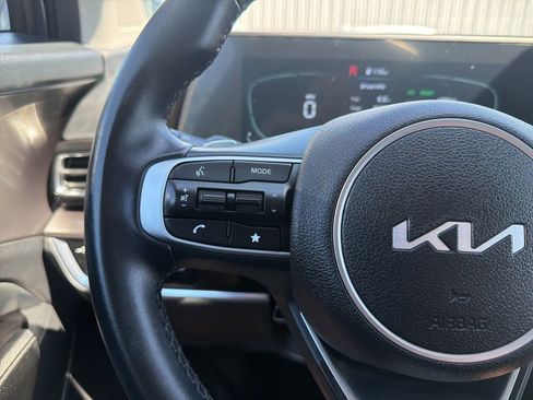 Certified 2024 Kia Sportage EX w/ EX Premium Package AWD/4WD image 30
