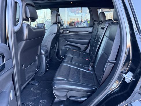 Used 2019 Jeep Grand Cherokee Overland image 31