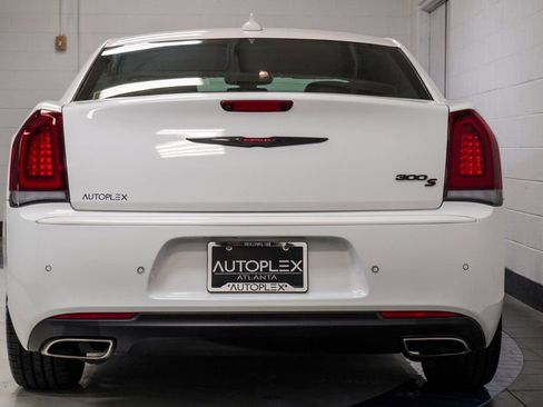 Used 2023 Chrysler 300 S image 40