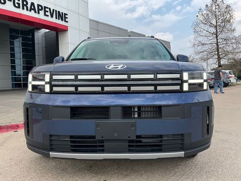 Used 2025 Hyundai Santa Fe SEL image 3